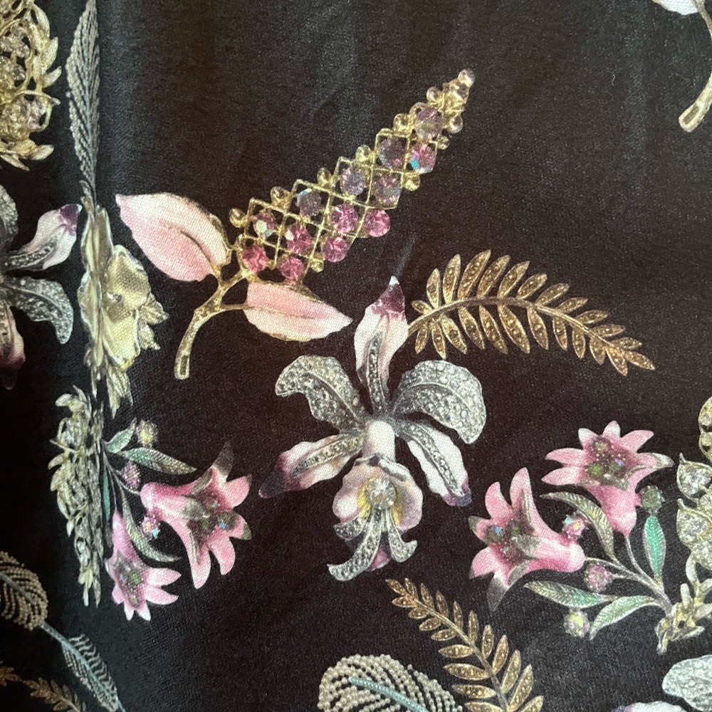 Ted Baker Soft Floral Cape Shawl Flowers Black Patterned Printed Kimono Poncho - Picture 13 of 14